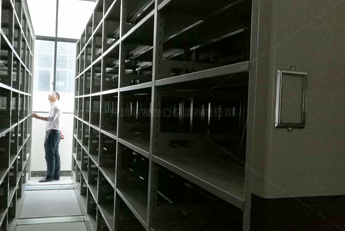 找專業(yè)密集架廠家、密集柜廠家、智能密集架公司、手動密集架廠家選海發(fā)